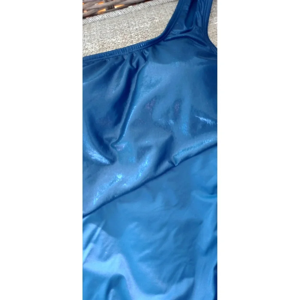 Mynah brand new